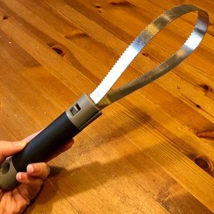 Dog brush (de-shedding loop)